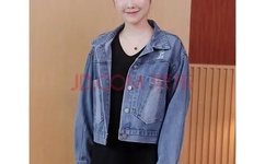 男朋友前面的头特别大